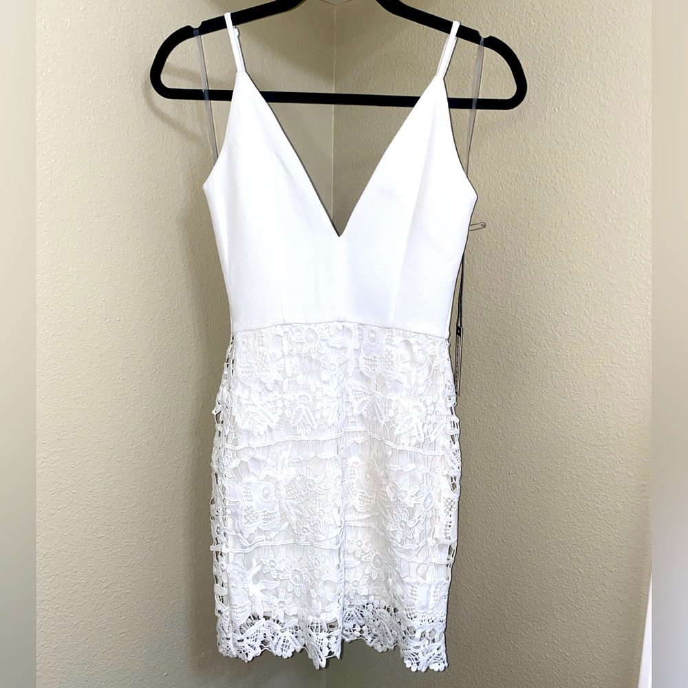 New Romeo & Juliet Couture Ivory Crochet Dress
